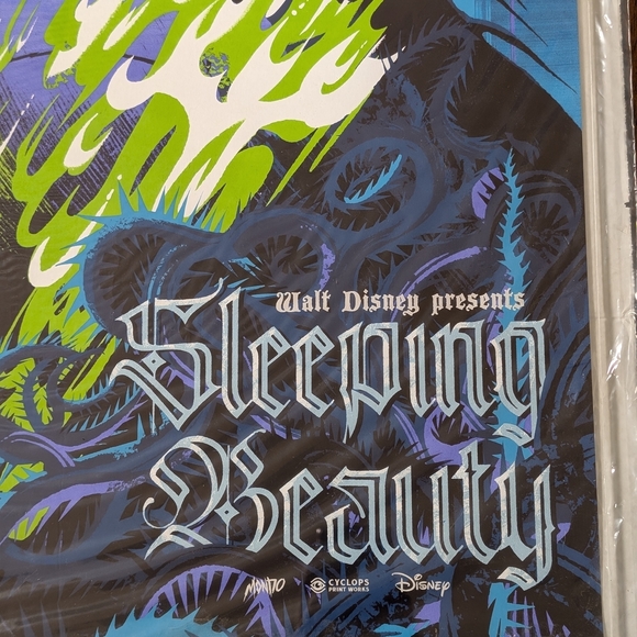 Mondo's d23 expo 2024 limited edition, screenprinted SLEEPING BEAUTY poster - Picture 3 of 9